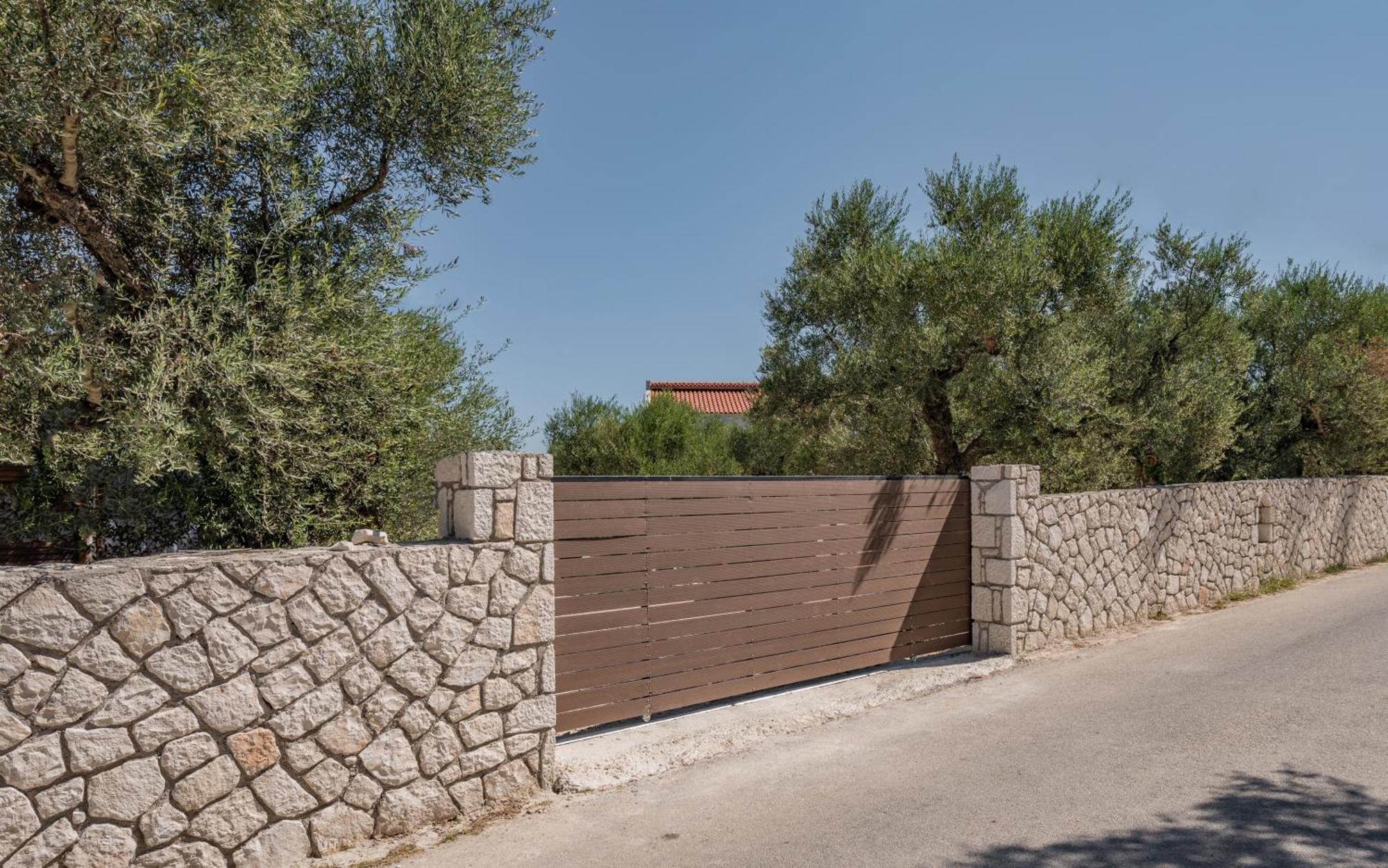 Astarte Villas - Petra Elia Private Villa With Pool Planos  Bagian luar foto